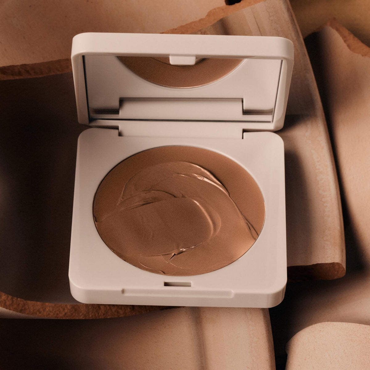 bronzer-butter-balm-clay-z9 Bronzer_Clayy-3.jpg