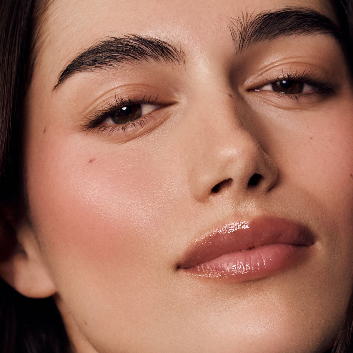 the-dewy-pink-set-x3 HOL25-Pink-Dewy-Set-Model-Pink-Sunset.jpg