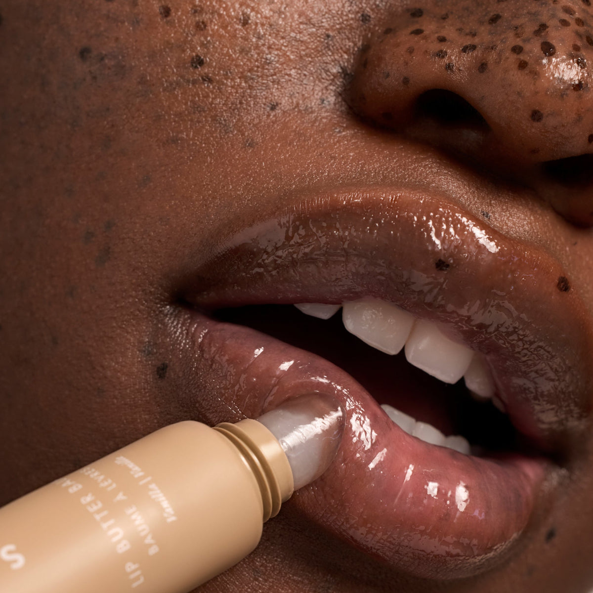 lip-butter-balm-vanilla-p7 PDP_LBB-Vanilla-2.jpg
